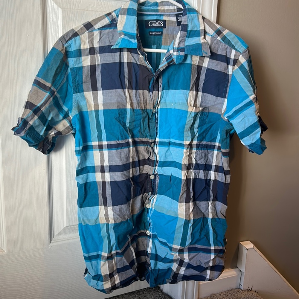Men’s plaid shirt